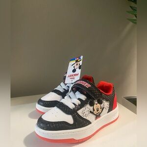 Disney kid shoes Mickey Moose